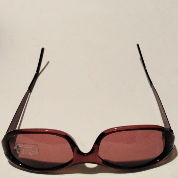 NEW Benetton Vintage Oval Women's Sunglass - Picture 11 of 12